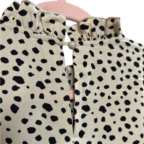 Flowy Dalmatian-Print Top with Ruffle Mock-Neck and Sleeves, Cream & Black - Picture 3 of 8